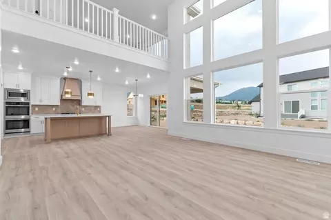 Living - 17 E Carson Way, Salem, UT 84653 photo 2 of 3