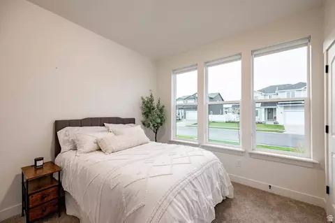 Bedroom - 1636 E Groundhog Ln, Eagle Mountain, UT 84005 photo 4 of 5