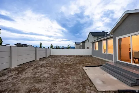 Exterior - 1636 E Groundhog Ln, Eagle Mountain, UT 84005 photo 2 of 4