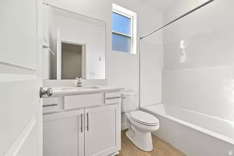 Bath - 1736 E Chukar Dr N, Eagle Mountain, UT 84005 photo 1 of 3