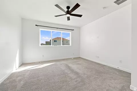 Bedroom - 1736 E Chukar Dr N, Eagle Mountain, UT 84005 photo 3 of 5