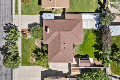 View/Area - 958 E Tritoma Ave, Sandy, UT 84094 photo 5 of 8