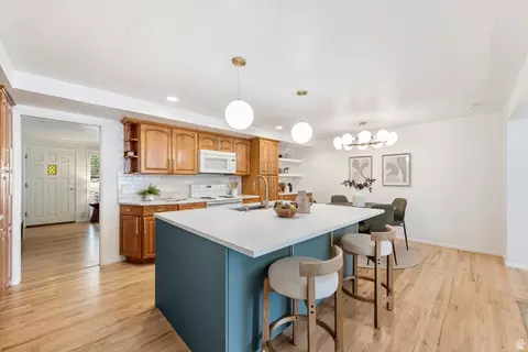 Kitchen - 958 E Tritoma Ave, Sandy, UT 84094 photo 1 of 4