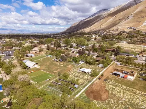View/Area - 2672 E Canyon Rd, Springville, UT 84663 photo 14 of 15