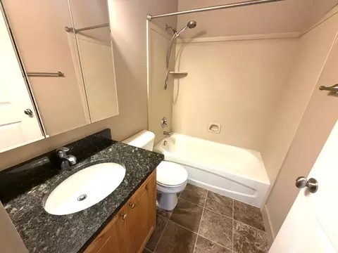 Bath - 3618 E Clear Rock Rd # 2, Eagle Mountain, UT 84005 photo 2 of 2