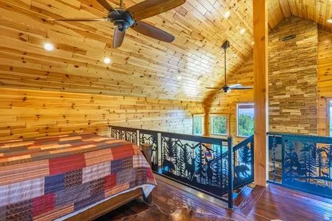 Bedroom - 2450 E Oak Tree Dr #1, Virgin, UT 84779 photo 5 of 6