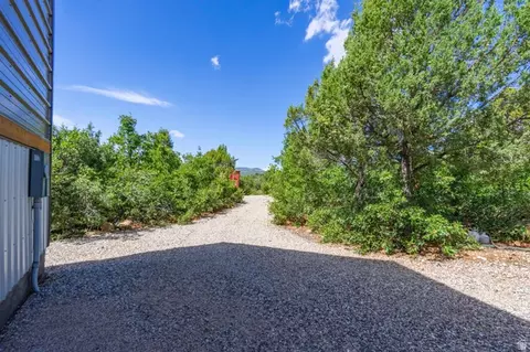 Exterior - 2450 E Oak Tree Dr #1, Virgin, UT 84779 photo 12 of 24