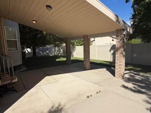 Exterior - 2193 E Sego Lily Dr S, Sandy, UT 84092 photo 4 of 6