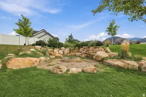 Exterior - 754 W 400 N, Mapleton, UT 84664 photo 14 of 14
