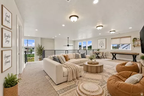 Living - 754 W 400 N, Mapleton, UT 84664 photo 5 of 6