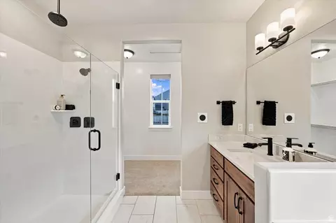 Bath - 754 W 400 N, Mapleton, UT 84664 photo 6 of 19