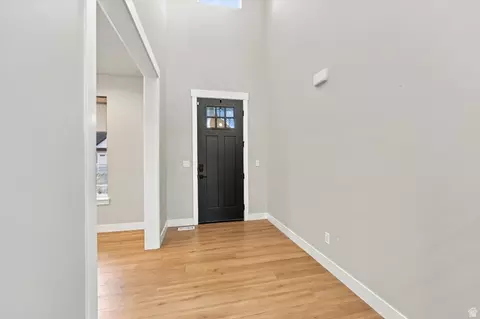 Entry Way - 754 W 400 N, Mapleton, UT 84664 photo 2 of 2