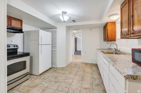 Kitchen - 1258 E 640 S, Provo, UT 84606 photo 8 of 8