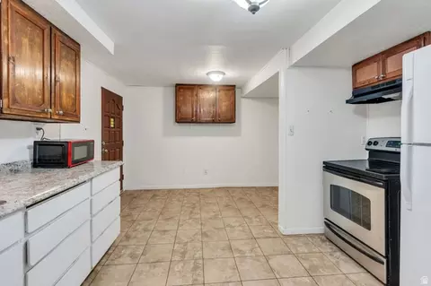 Kitchen - 1258 E 640 S, Provo, UT 84606 photo 7 of 8