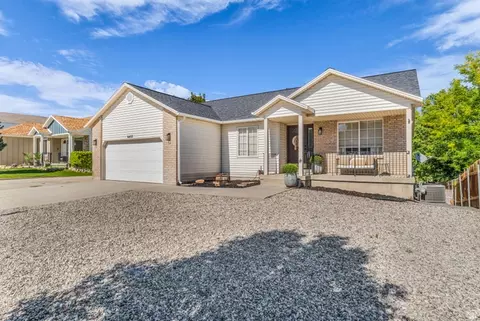6437 S High Bluff Dr W, Salt Lake City, UT 84118