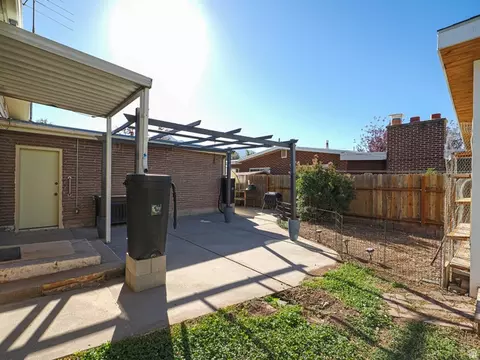 Exterior - 4028 S 1400 E, Millcreek, UT 84124 photo 11 of 13