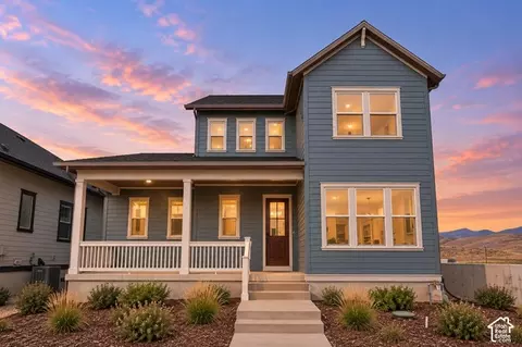 7292 W Hidden Hills Way, West Jordan, UT 84081