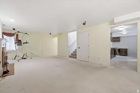 Living - 512 E 90 N, Orem, UT 84097 photo 3 of 5