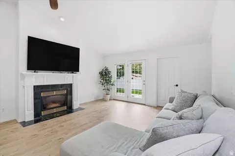 Living - 512 E 90 N, Orem, UT 84097 photo 2 of 5