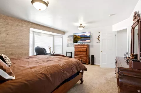 Bedroom - 5945 S 1050 E, South Ogden, UT 84405 photo 2 of 3