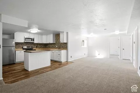 Living - 2762 E 6425 S, Uintah, UT 84403 photo 10 of 11