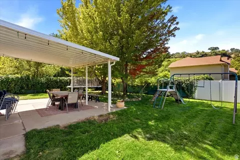 Exterior - 1787 E 7775 S, South Weber, UT 84405 photo 4 of 7