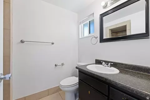 Bath - 608 S 520 W, Orem, UT 84058 photo 2 of 4