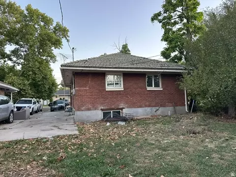 Exterior - 574 E 32nd S, Ogden, UT 84403 photo 4 of 5