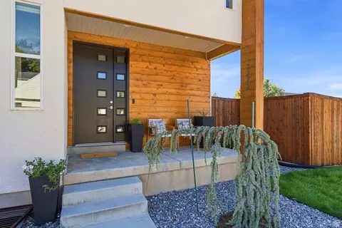 Exterior - 3272 S 2000 E, Millcreek, UT 84109 photo 3 of 20