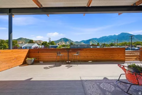 Exterior - 3272 S 2000 E, Millcreek, UT 84109 photo 7 of 20