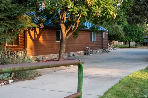 Exterior - 1880 E 11400 St S, Sandy, UT 84092 photo 6 of 18