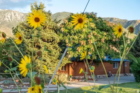 Exterior - 1880 E 11400 St S, Sandy, UT 84092 photo 10 of 18