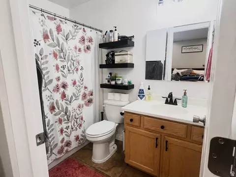 Bath - 1751 W 140 S, Orem, UT 84058 photo 1 of 4