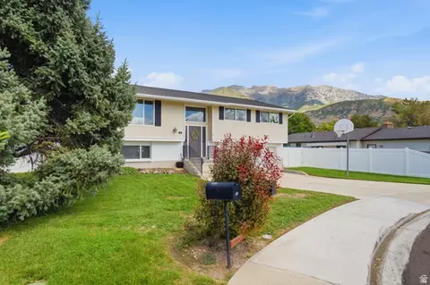Exterior - 29 E 1700 N, Orem, UT 84057 photo 2 of 11