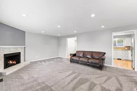 Living - 29 E 1700 N, Orem, UT 84057 photo 2 of 5