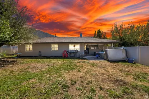 Exterior - 1003 E Maple St, Mapleton, UT 84664 photo 1 of 9
