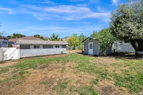 Exterior - 1003 E Maple St, Mapleton, UT 84664 photo 7 of 9