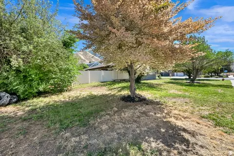 Exterior - 1003 E Maple St, Mapleton, UT 84664 photo 9 of 9