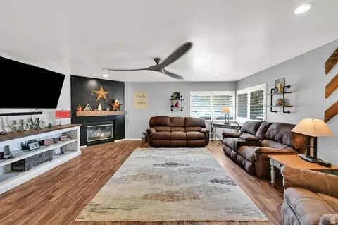 Living - 1003 E Maple St, Mapleton, UT 84664 photo 1 of 1