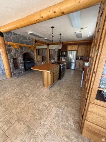 Kitchen - 4458 Glencoe Rd, Preston, ID 83263 photo 2 of 2