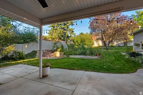 Exterior - 4365 S 2990 E, Holladay, UT 84124 photo 6 of 16
