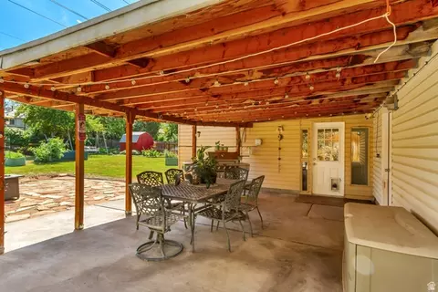Exterior - 1472 E 8175 S, Sandy, UT 84093 photo 8 of 9
