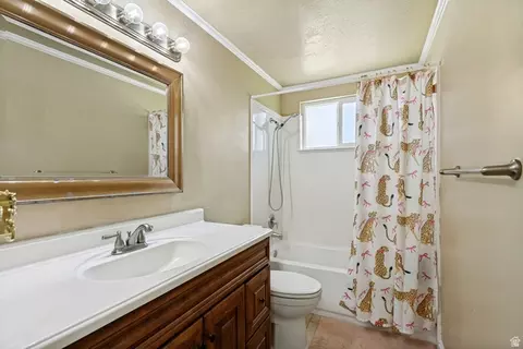 Bath - 1472 E 8175 S, Sandy, UT 84093 photo 2 of 2