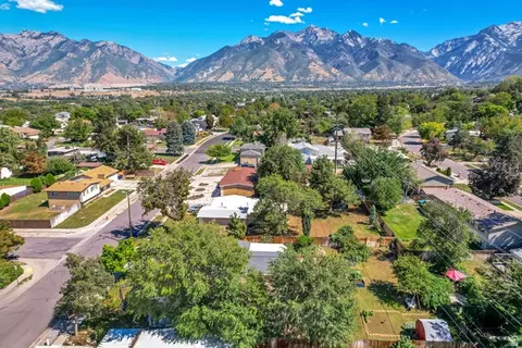 View/Area - 1472 E 8175 S, Sandy, UT 84093 photo 3 of 7
