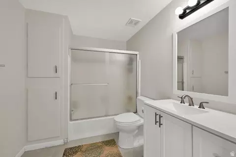 Bath - 2314 S Ridgewood Way, Bountiful, UT 84010 photo 4 of 4