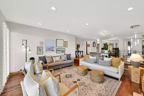 Living - 2314 S Ridgewood Way, Bountiful, UT 84010 photo 2 of 3