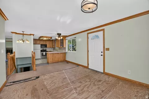 Living - 137 E 6890 S, Midvale, UT 84047 photo 2 of 4