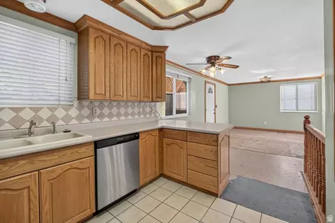 Kitchen - 137 E 6890 S, Midvale, UT 84047 photo 2 of 4
