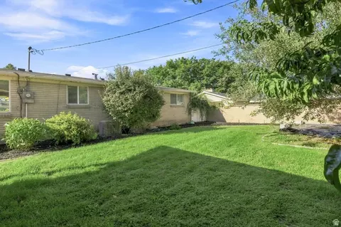 Exterior - 137 E 6890 S, Midvale, UT 84047 photo 3 of 6