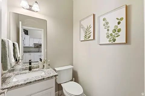 Bath - 9480 S Hidden Point Dr, Sandy, UT 84070 photo 1 of 4
